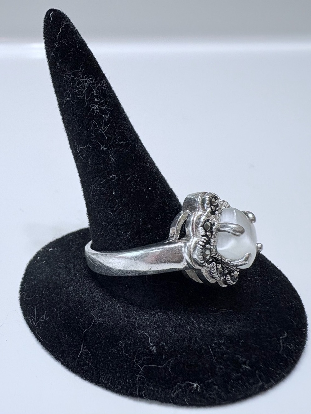 Source Unknown sterling Silver Pearl-Style Ring - White